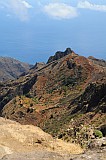 Santo Anto : Pico da Cruz Lombo Carrosco : vista a Covadinha e Casas de Tope : Landscape Mountain
Cabo Verde Foto Galeria