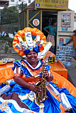 Insel: São Vicente  Wanderweg: - Ort: Mindelo Avenida Marginal Motiv: Karnevalstänzerin mit Saxophon Motivgruppe: Landscape © Pitt Reitmaier www.Cabo-Verde-Foto.com
