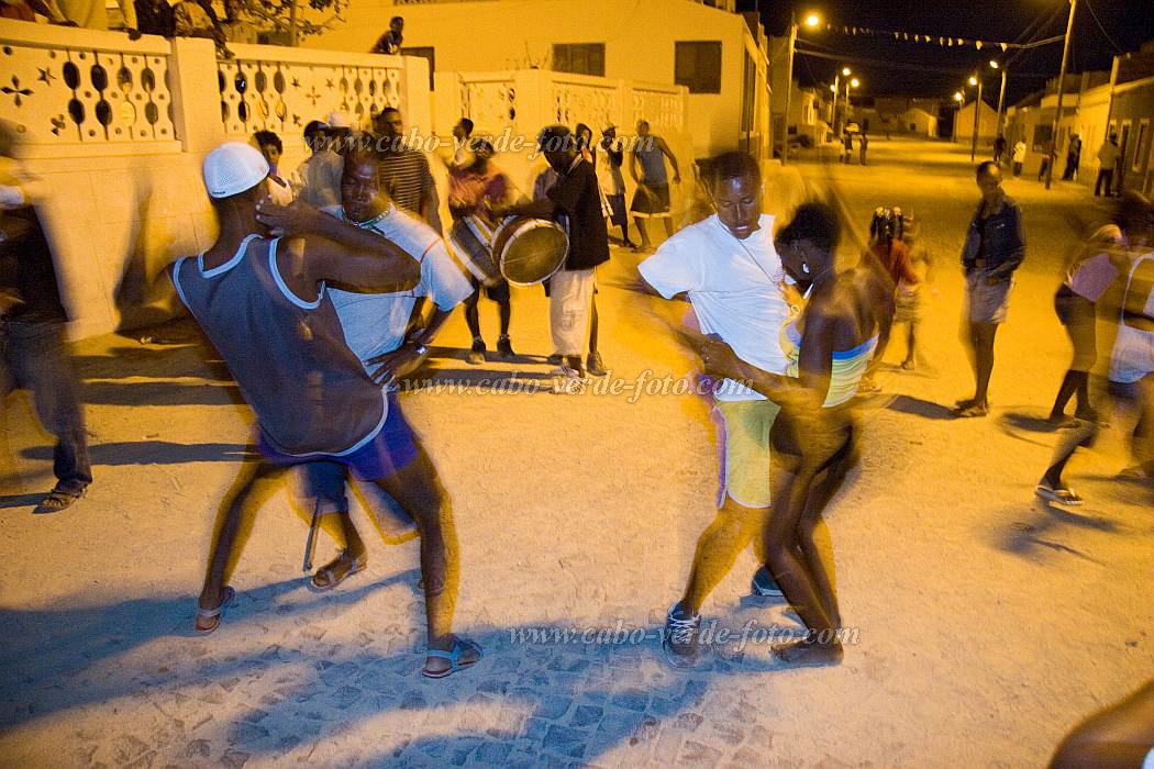 Boa Vista : Rabil : dana : People RecreationCabo Verde Foto Gallery