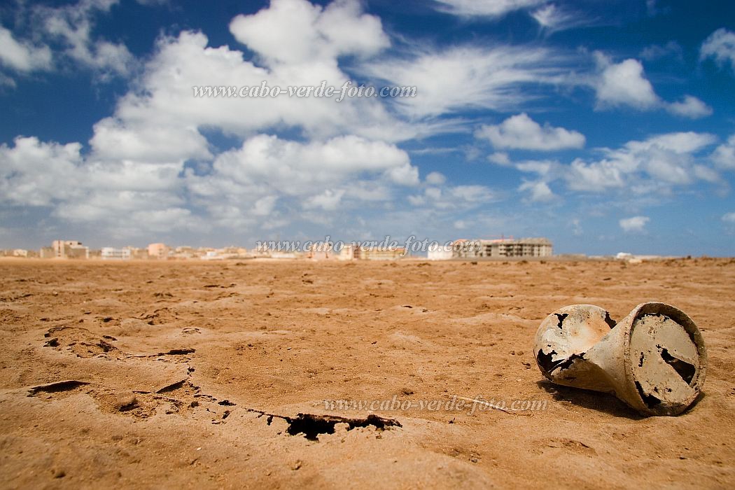 Boa Vista : Sal Rei : salina : Landscape DesertCabo Verde Foto Gallery