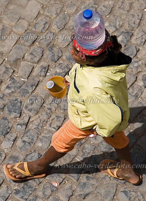 Santiago : Assomada : water vendour : People WorkCabo Verde Foto Gallery