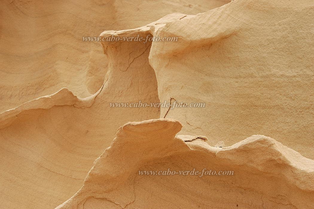 So Vicente : Baa das Gatas : erosion : Landscape DesertCabo Verde Foto Gallery