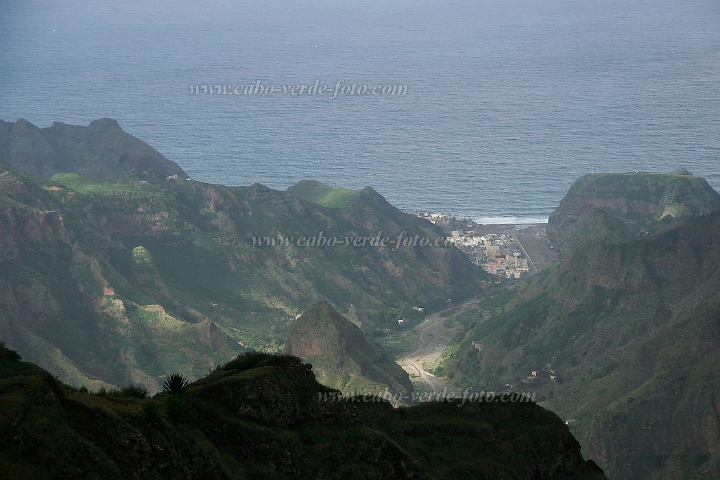 Santo Anto : Lombo de Pico : bela vista : Landscape MountainCabo Verde Foto Gallery