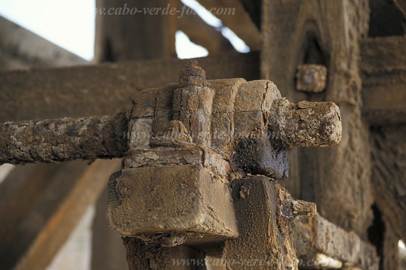 Sal : Pedra de Lume : salina : Technology TransportCabo Verde Foto Gallery