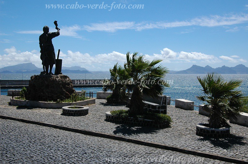 Santo Anto : Porto Novo : bela vista : Landscape SeaCabo Verde Foto Gallery