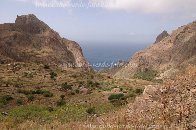 Brava : Lavadura : circito turstico : Landscape MountainCabo Verde Foto Gallery