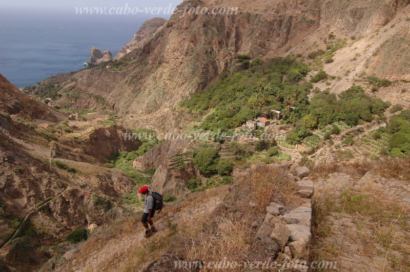 Brava : Faj d gua Lagoa : circito turstico : Landscape MountainCabo Verde Foto Gallery