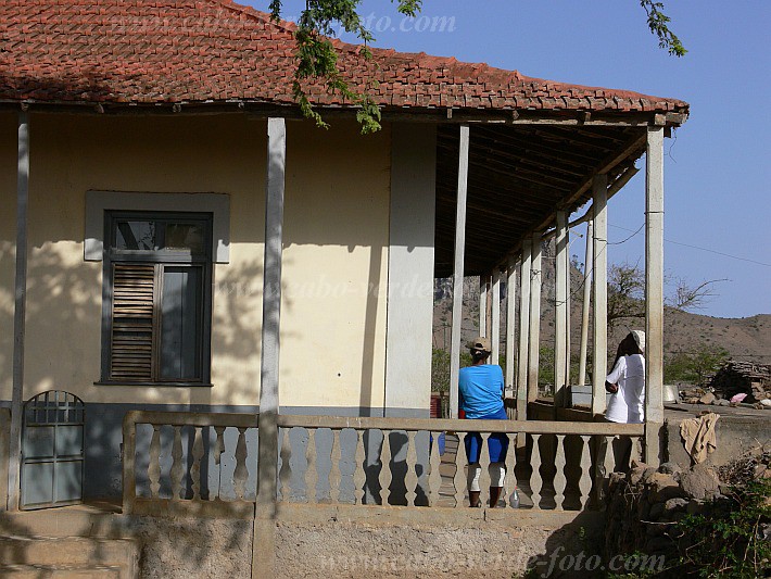 Santiago : Achada Falcao : casa Amlcar Cabral : Technology ArchitectureCabo Verde Foto Gallery