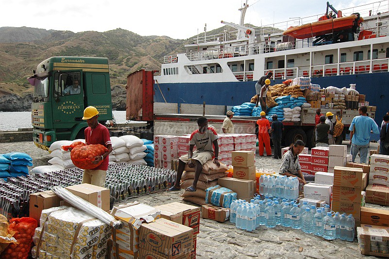 Insel: Brava  Wanderweg:  Ort: Furnas Motiv: Hafen Motivgruppe: People Work © Pitt Reitmaier www.Cabo-Verde-Foto.com