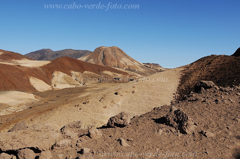 Santo Anto : Bolona Monte Aranha Perna : deserto : Landscape DesertCabo Verde Foto Gallery