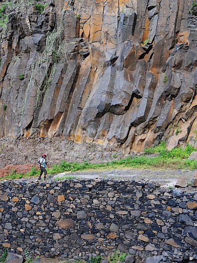 Santo Anto : Fontainhas - Ponta do Sol : basalt : Landscape MountainCabo Verde Foto Gallery