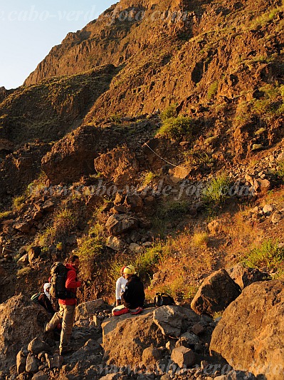 Fogo : Ch das Caldeira - Bordeira : caminho : People RecreationCabo Verde Foto Gallery