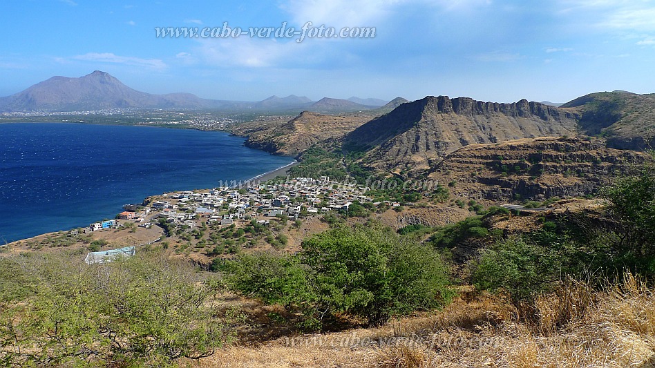 Santiago : Ribeira da Prata : baia aldeia e praia : LandscapeCabo Verde Foto Gallery