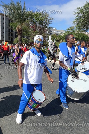 So Vicente : Mindelo : carnaval tocador de tambor : People RecreationCabo Verde Foto Gallery