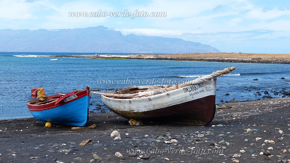 Insel: So Vicente  Wanderweg:  Ort: Salamansa Motiv: Boote Motivgruppe: Landscape Sea © Pitt Reitmaier www.Cabo-Verde-Foto.com