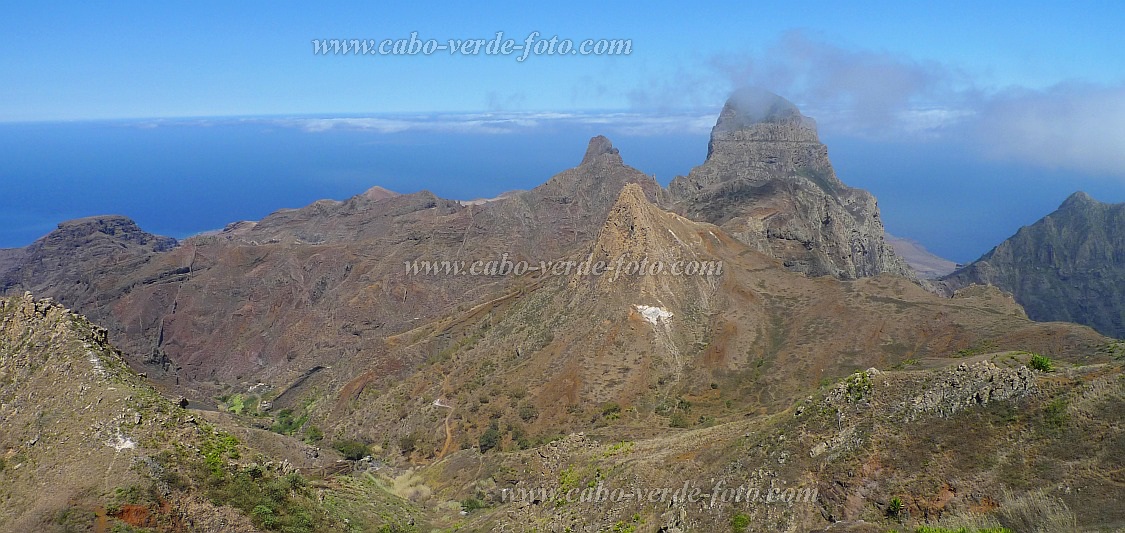 So Nicolau : Assomada de R dos Calhaus : vista Tope Moca Tope Matin Topona : Landscape MountainCabo Verde Foto Gallery