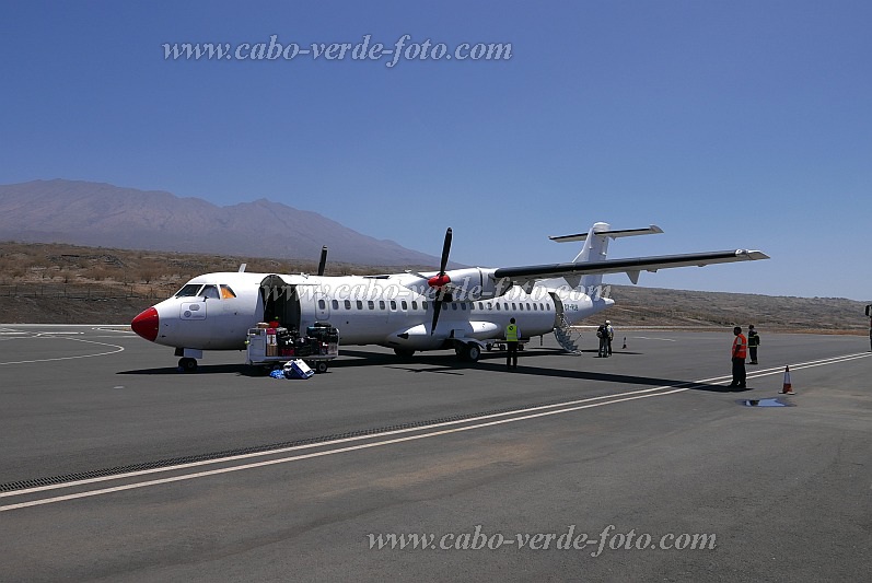 Fogo : Sao Filipe  Aeroporto : rented bulgarian aircraft ATR : Technology TransportCabo Verde Foto Gallery