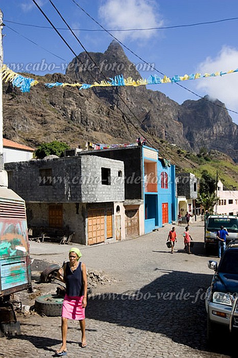 Santo Anto : Pal Ch de Manuel Santos : aldeia : Landscape MountainCabo Verde Foto Gallery