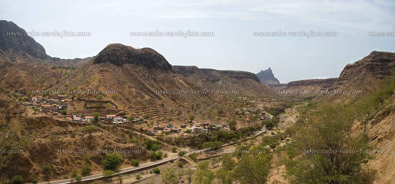 Insel: Santiago  Wanderweg:  Ort:  Motiv:  Motivgruppe: Landscape Mountain © Florian Drmer www.Cabo-Verde-Foto.com