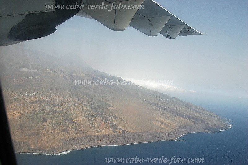 Insel: Fogo  Wanderweg:  Ort: Cabo Verde Motiv: Landung Motivgruppe: Landscape Mountain © Florian Drmer www.Cabo-Verde-Foto.com