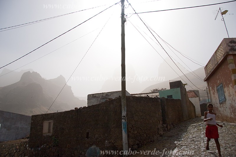 So Nicolau : Praia Branca : town : Landscape TownCabo Verde Foto Gallery