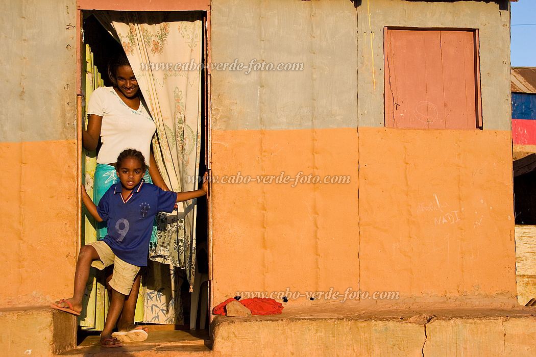 So Vicente : Mindelo : lifestyle : Landscape TownCabo Verde Foto Gallery