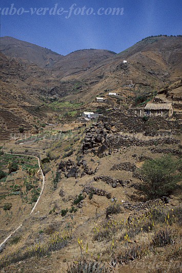 Insel: So Nicolau  Wanderweg:  Ort: Palhal Motiv: Dorf Motivgruppe: Landscape Mountain © Pitt Reitmaier www.Cabo-Verde-Foto.com