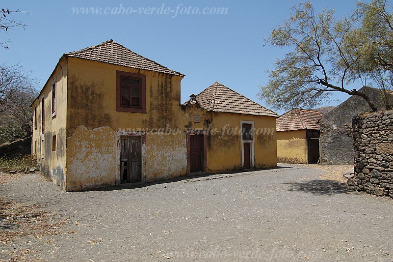 Santiago : Telhal Casa Jose Coelho Serra : house : Landscape AgricultureCabo Verde Foto Gallery