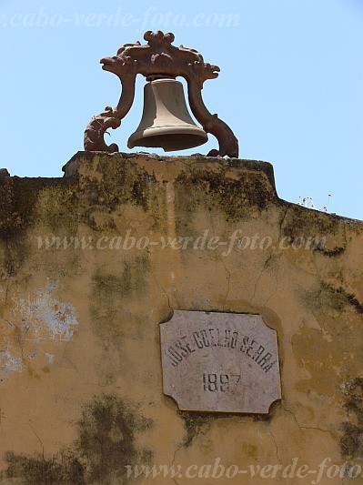 Santiago : Telhal Casa Jose Coelho Serra : bell : Technology ArchitectureCabo Verde Foto Gallery