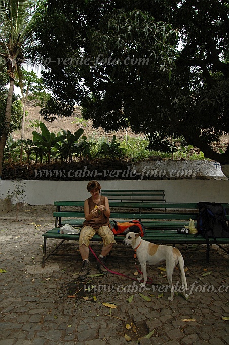 Santiago : Ribeireta : Chapel : People RecreationCabo Verde Foto Gallery