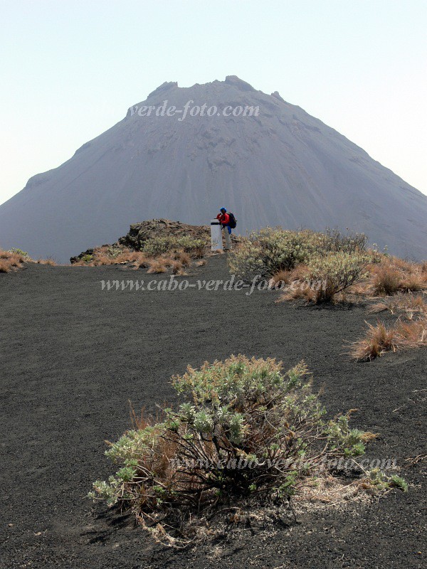 Fogo : Bordeira : vulco : Landscape MountainCabo Verde Foto Gallery