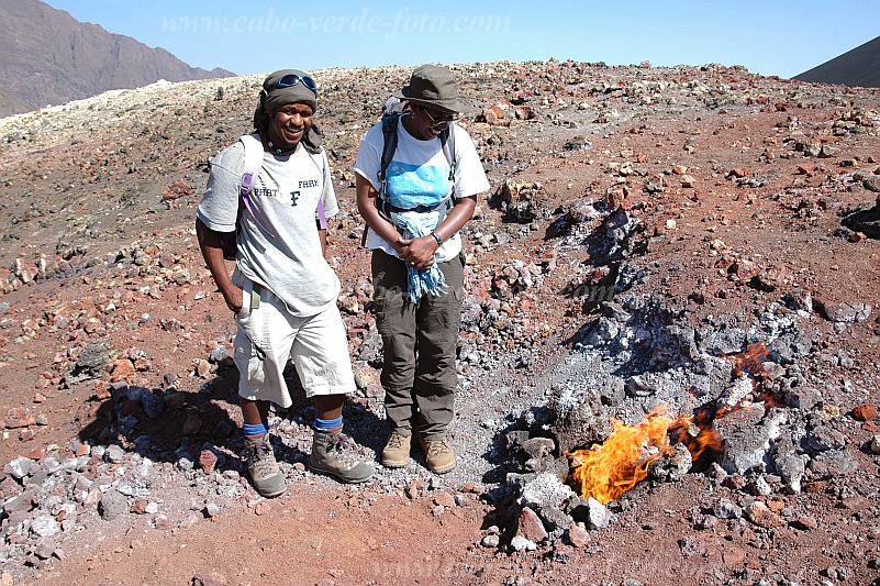 Fogo : Pico Pequeno : lume : Landscape MountainCabo Verde Foto Gallery