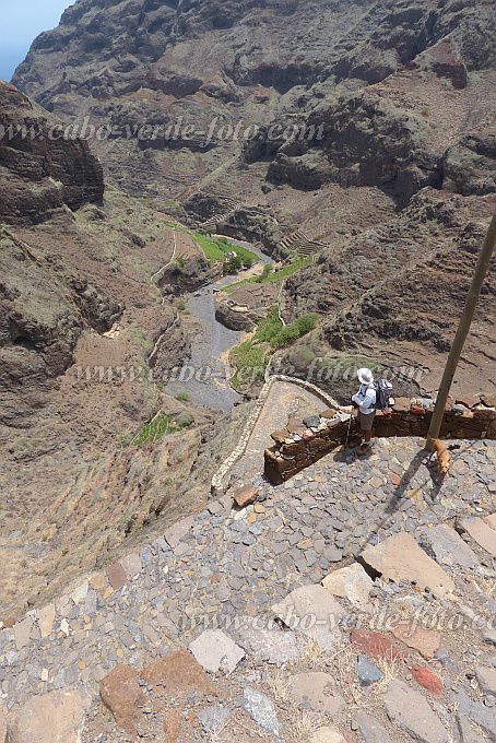 Santo Antão : Ribeira Alta : caminho vicinal : Landscape MountainCabo Verde Foto Gallery